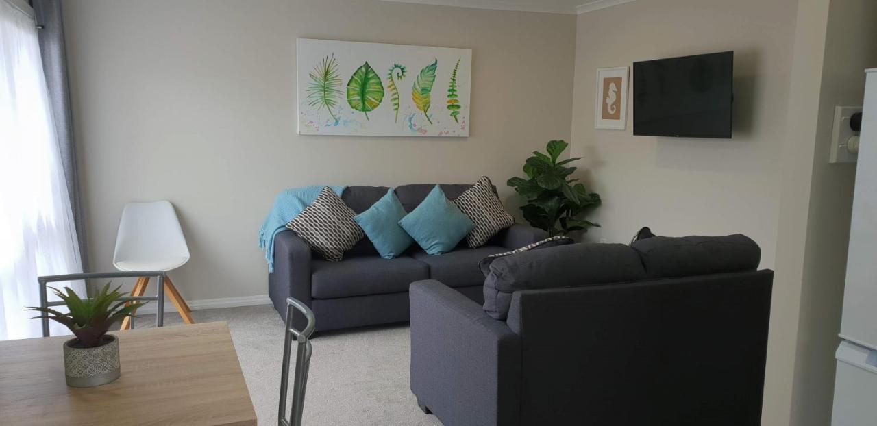 Rose Apartments Unit 6 Central Rotorua-Accommodation & Spa エクステリア 写真
